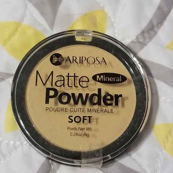 Other - 👩 woman matte powder